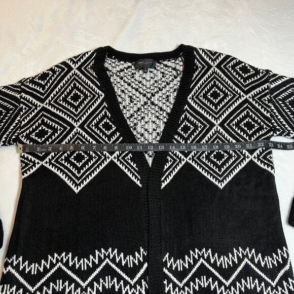 Romeo & Juliet Couture Open Front Geometric Knit Cardigan Sweater Size L Casual - Picture 7 of 8